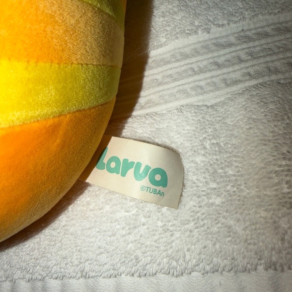 Larva Yellow Plush Toy with Sound 12-inch 2019 CWT Collection Works - Picture 10 of 10